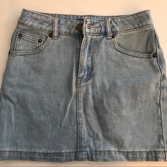 Forever 21 Dresses & Skirts - Forever 21 Denim Skirt